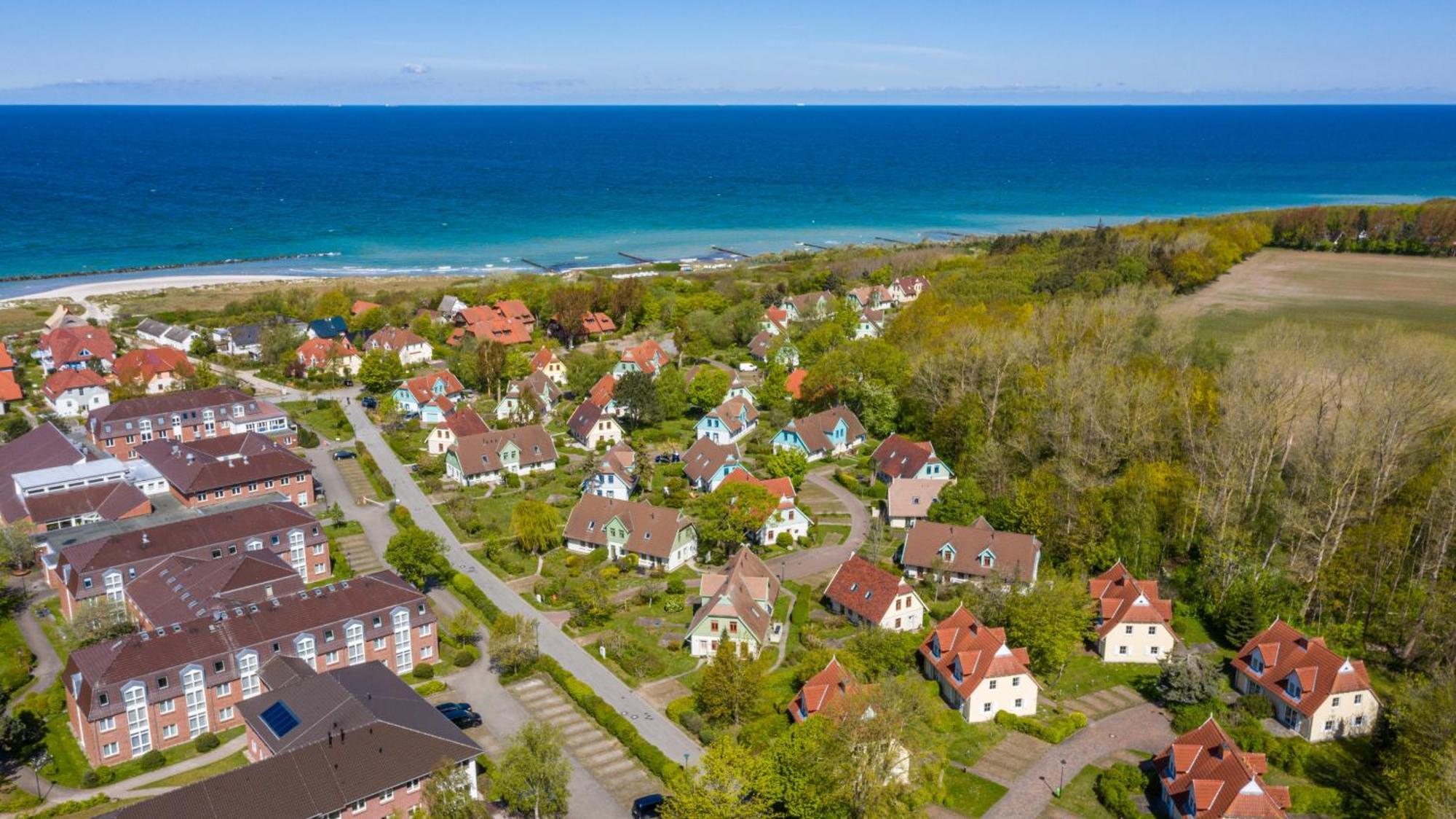 Ferienhaussiedlung Strandperlen Sanddornhof 8A Wustrow  Exteriör bild
