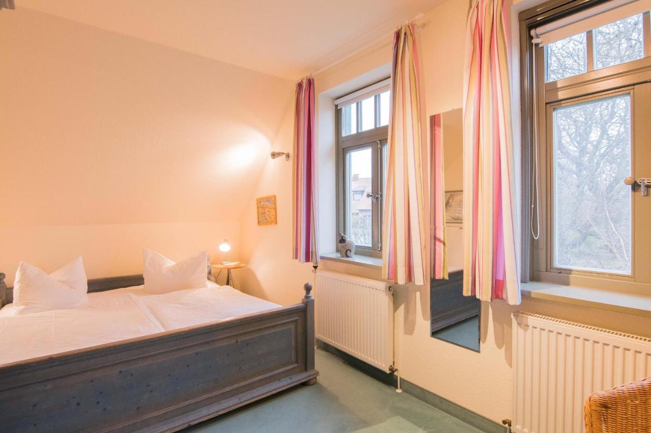 Ferienhaussiedlung Strandperlen Sanddornhof 8A Wustrow  Exteriör bild
